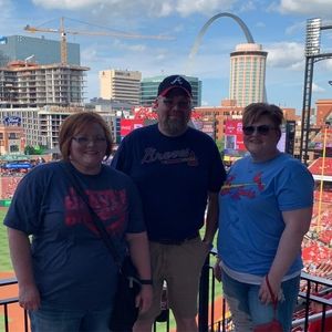 Meet your Posher, Leslie